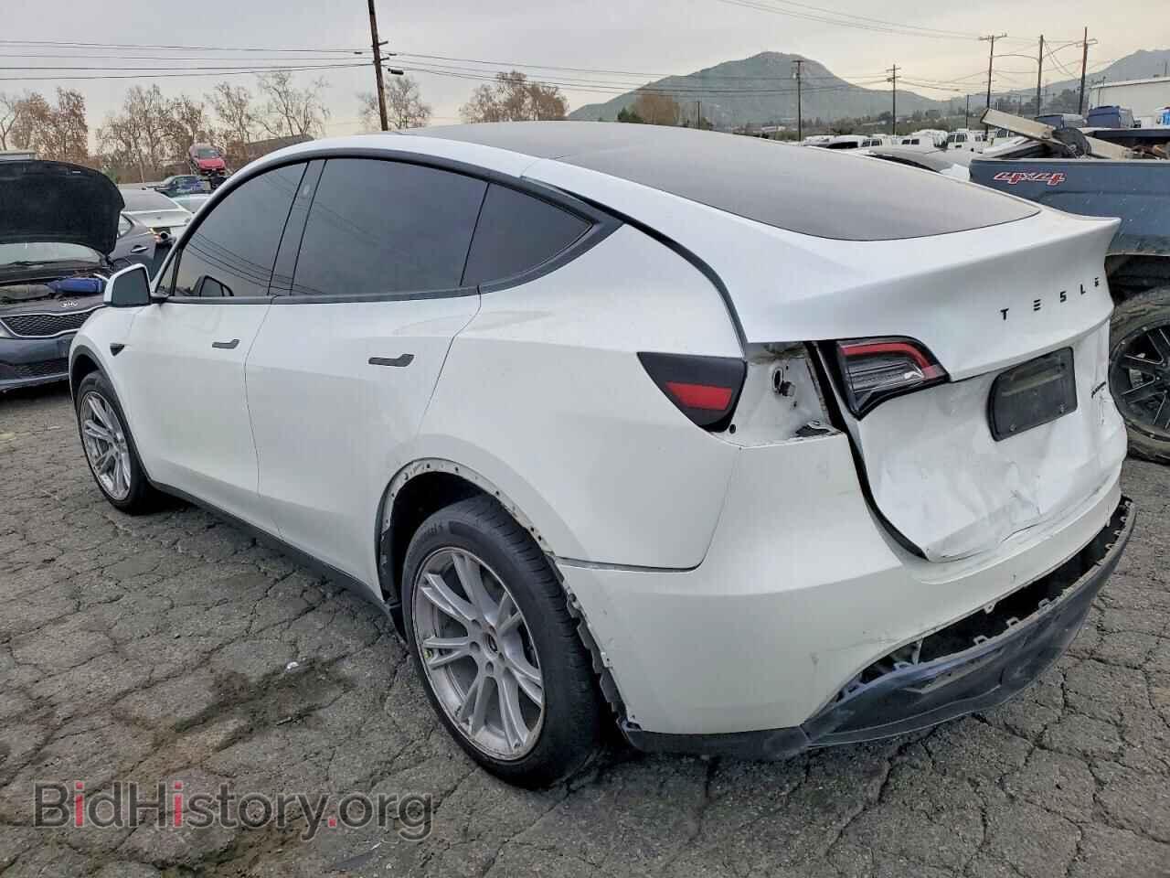 2021 TESLA MODEL Y - VIN: 5YJYGDEE8MF122378 - Photo 2