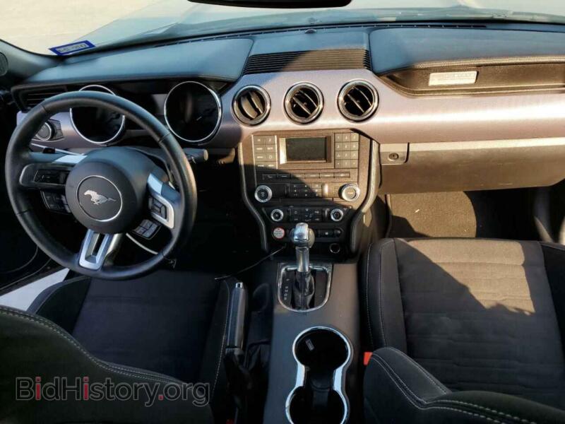 2017 Ford ALL MODELS (VIN 1FA6P8TH5H5244883) — фото 8 из 12