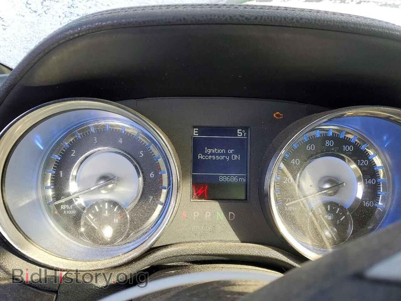 2011 CHRYSLER 300 - VIN: 2C3CA6CT4BH536732 - Фото 9