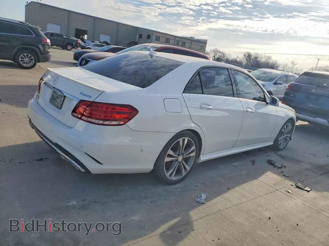 2014 MERCEDES-BENZ E-CLASS - VIN: WDDHF8JB6EA860623 - Фото 3