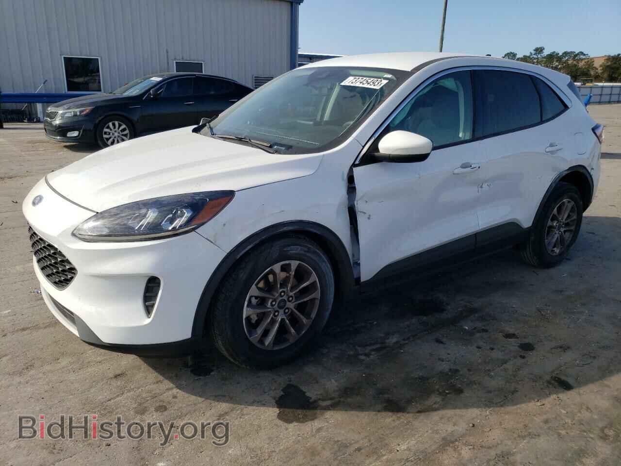 Photo 1FMCU0G68MUA97440 - FORD ESCAPE 2021