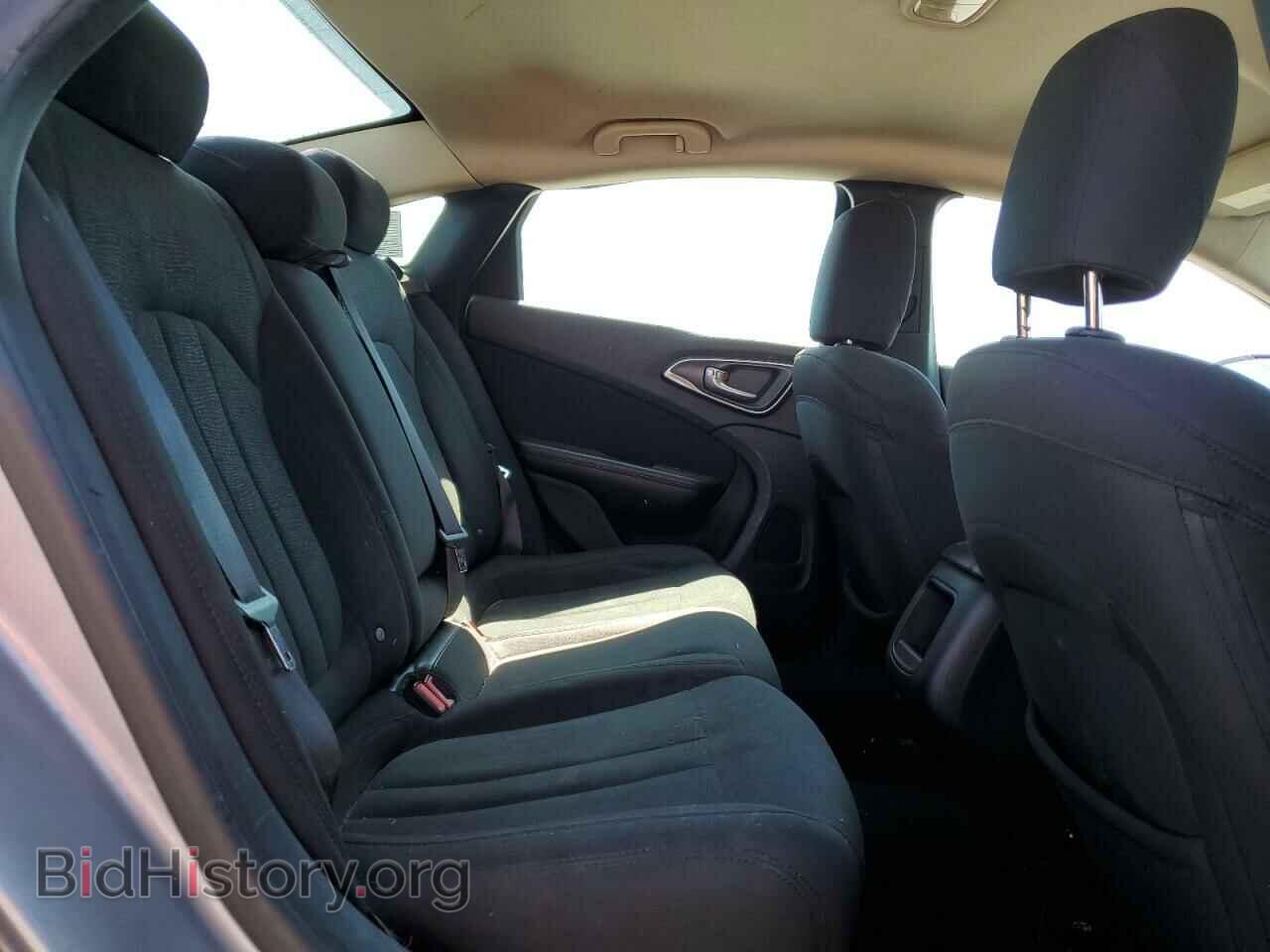 2016 CHRYSLER 200 - VIN: 1C3CCCAB4GN154928 - Фото 10