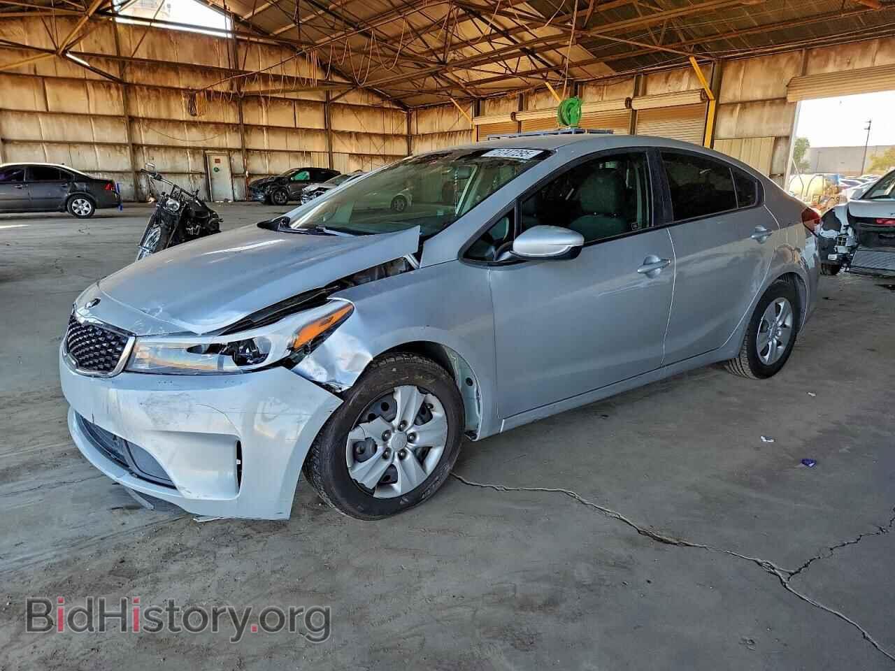 Photo 3KPFK4A7XHE057154 - KIA FORTE 2017