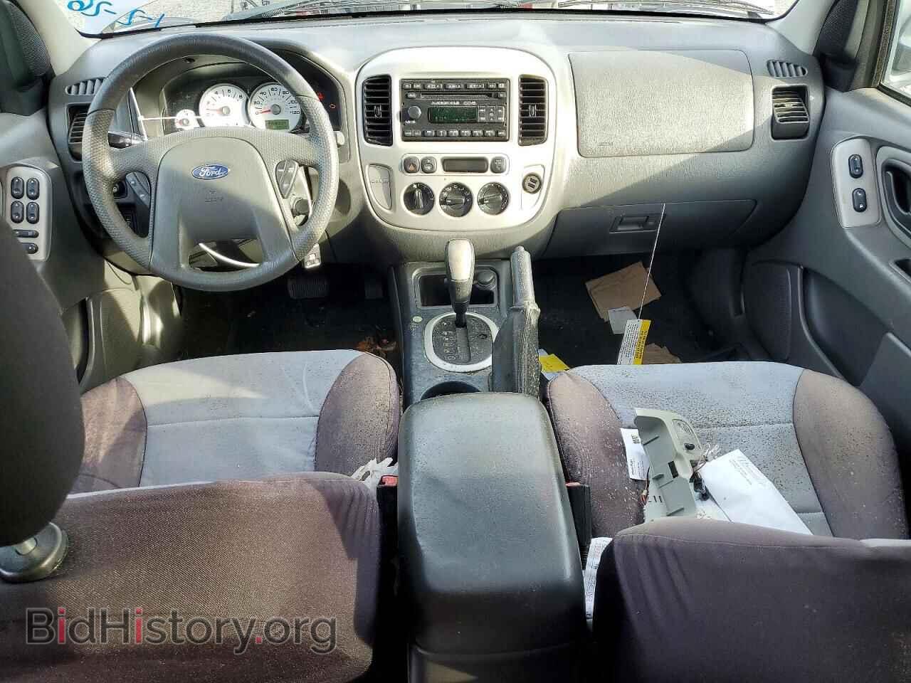 2007 FORD ESCAPE - VIN: 1FMCU93117KB59307 - Фото 8