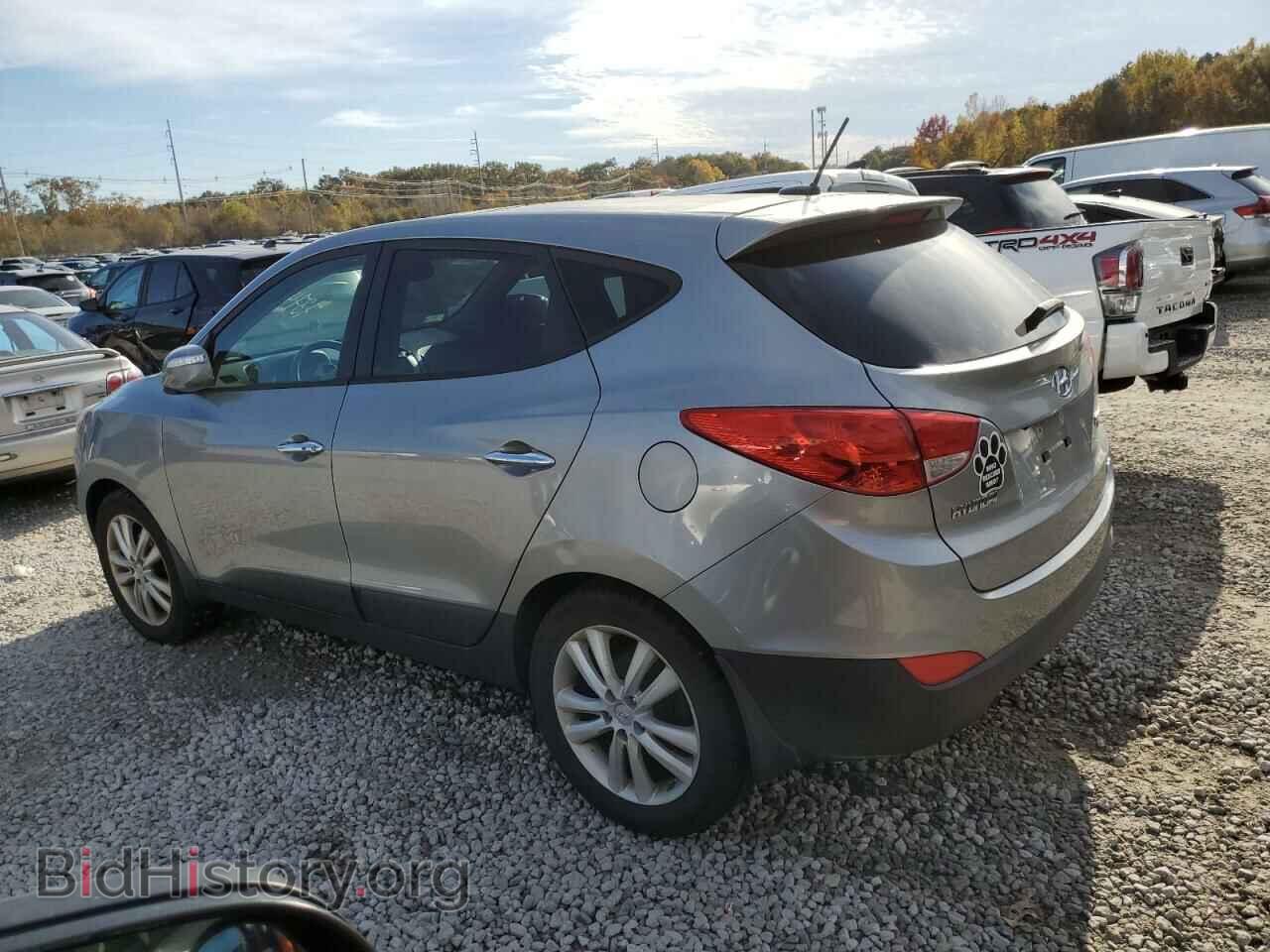 2013 HYUNDAI TUCSON - VIN: KM8JUCAC0DU623809 - Фото 2