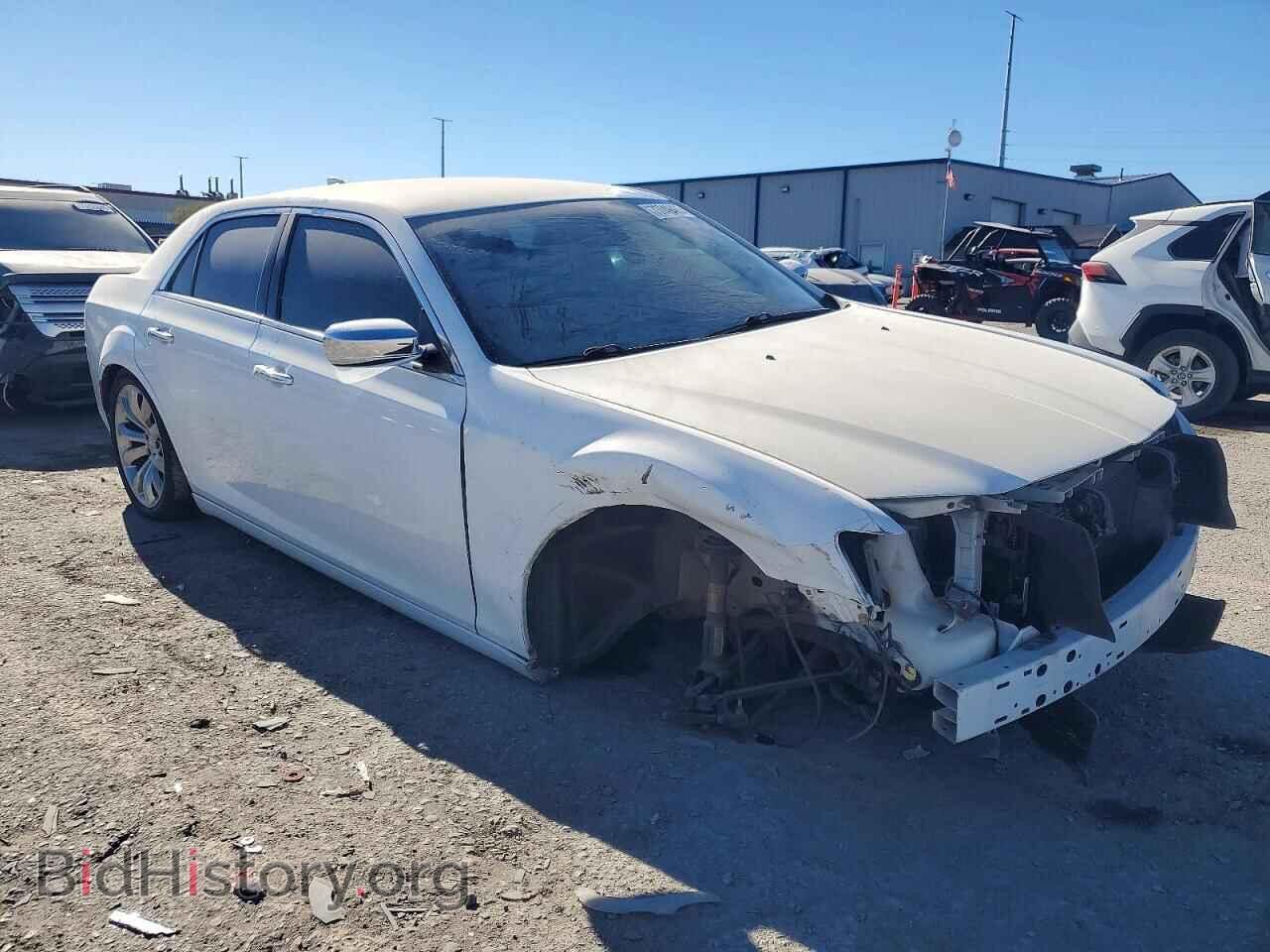 2019 CHRYSLER 300 - VIN: 2C3CCAEG3KH697859 - Photo 4