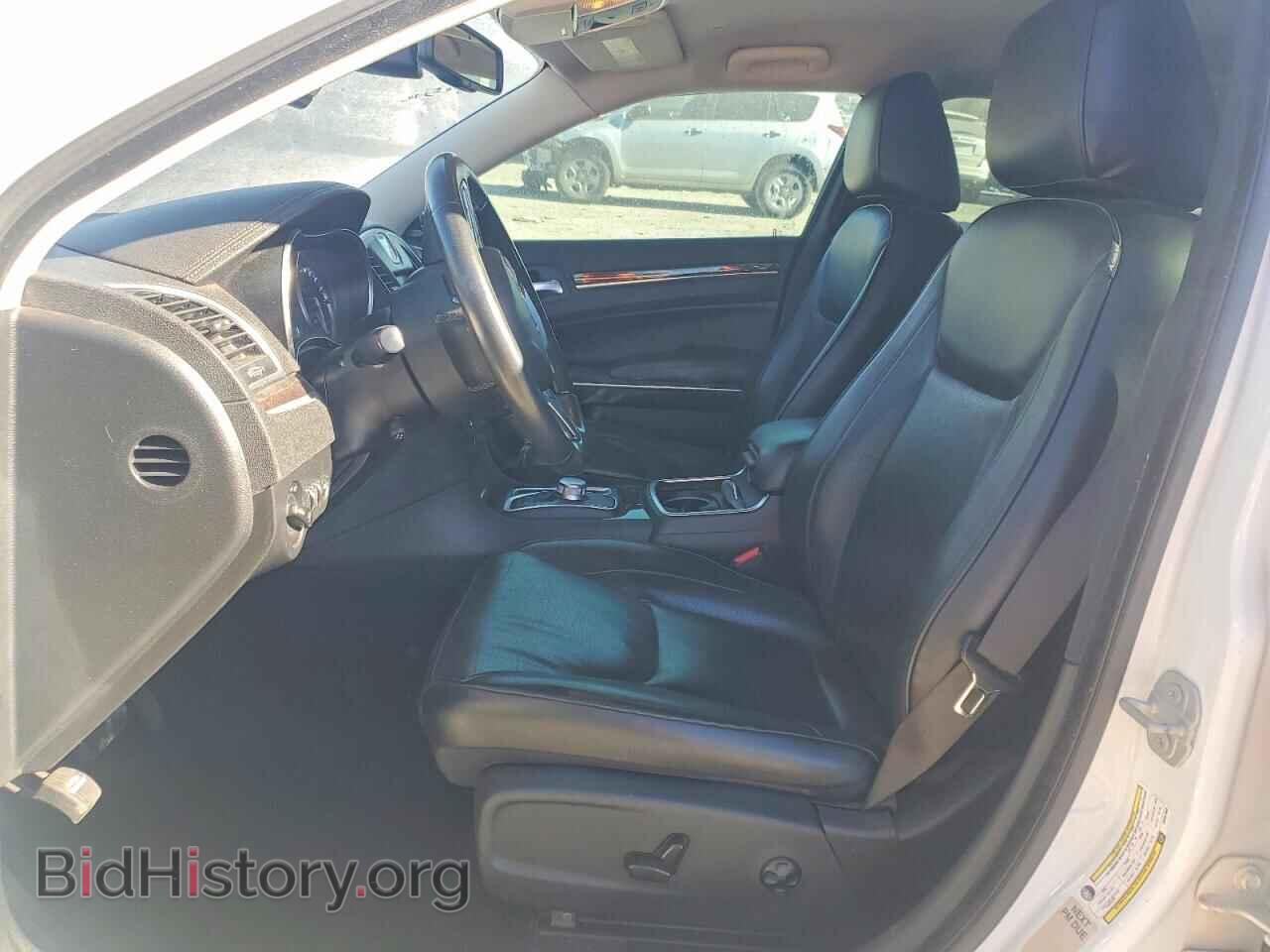 2019 CHRYSLER 300 - VIN: 2C3CCAEG3KH697859 - Photo 7