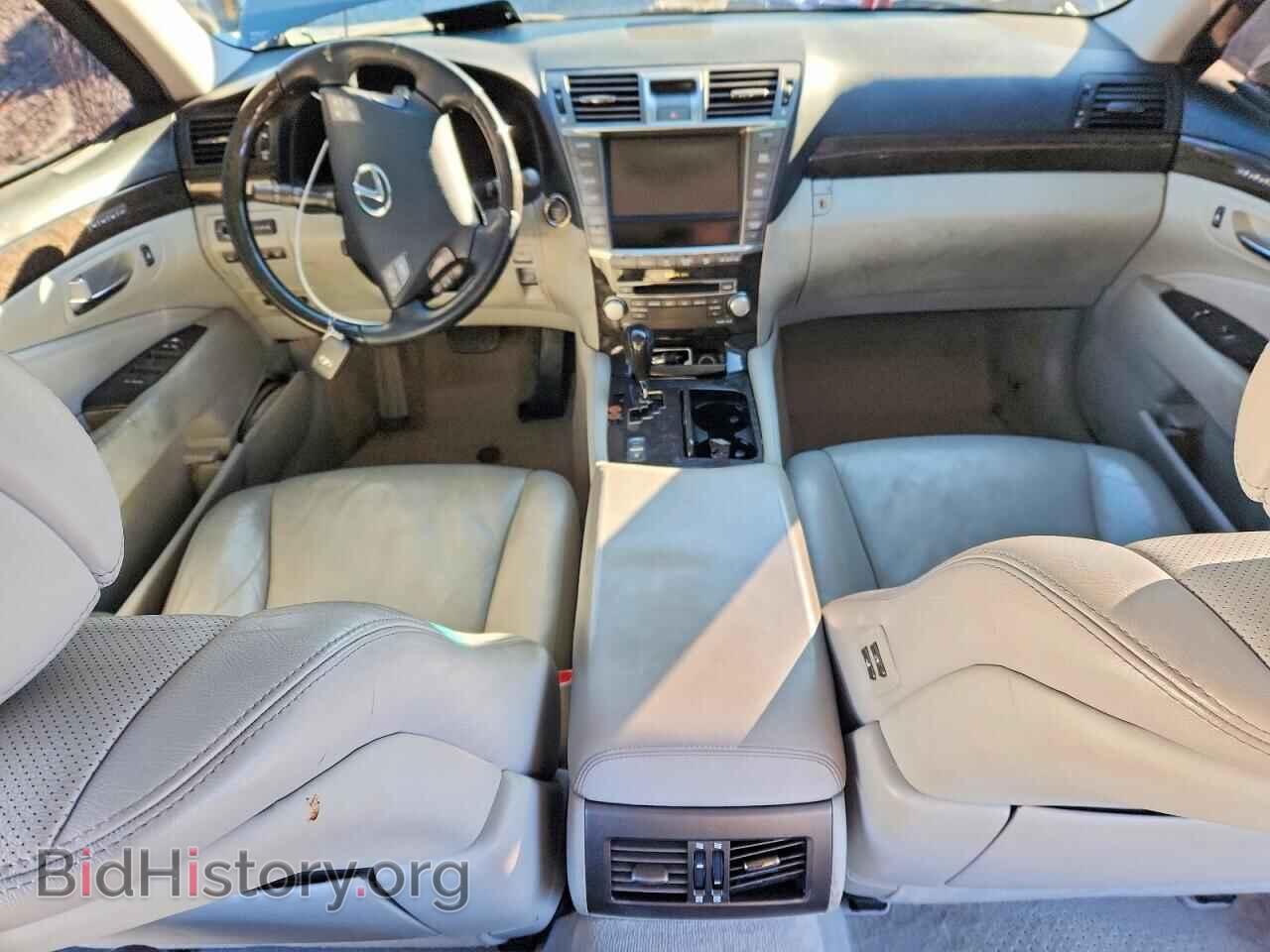 2012 LEXUS LS460 - VIN: JTHBL5EF2C5112962 - Photo 8
