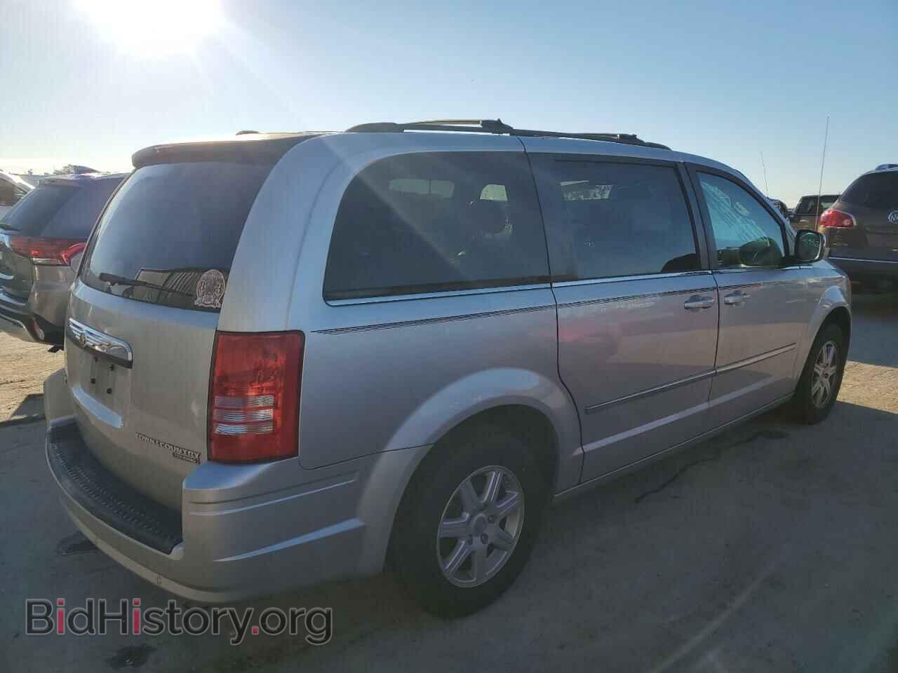 2010 CHRYSLER MINIVAN - VIN: 2A4RR8DX9AR366608 - Фото 3
