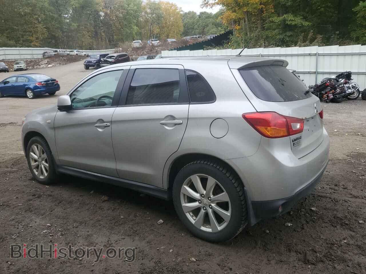 2015 MITSUBISHI OUTLANDER - VIN: 4A4AR3AU7FE018402 - Фото 2