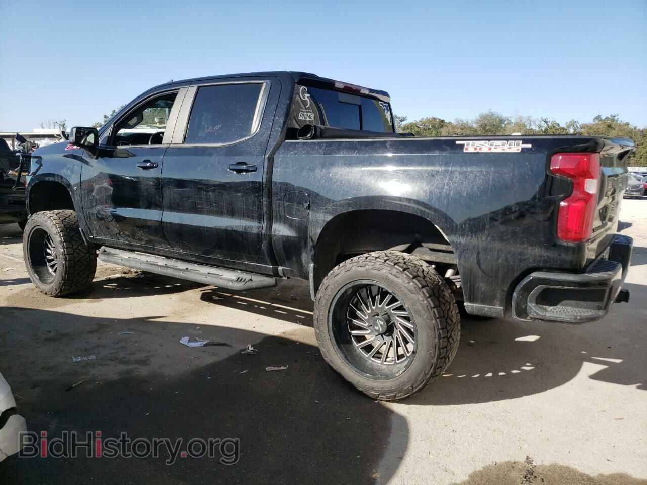 2020 CHEVROLET SILVERADO - VIN: 3GCPYFED5LG323689 - Фото 2
