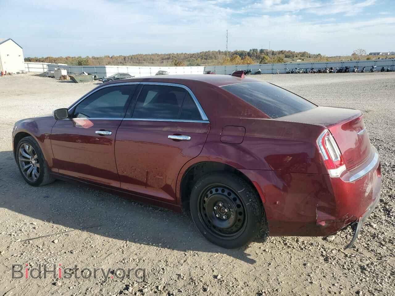 2019 CHRYSLER 300 - VIN: 2C3CCAEG4KH689687 - Фото 2