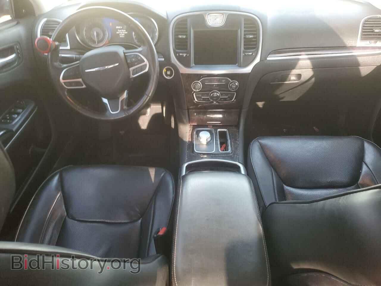 2019 CHRYSLER 300 - VIN: 2C3CCAEG4KH689687 - Фото 8