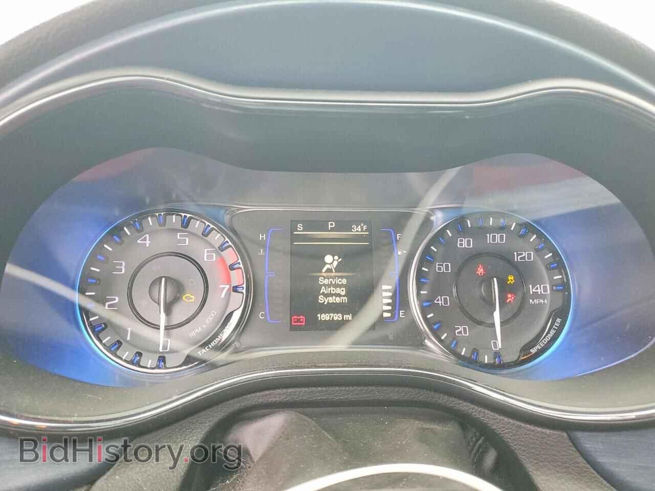 2016 CHRYSLER 200 - VIN: 1C3CCCBB1GN125885 - Фото 9
