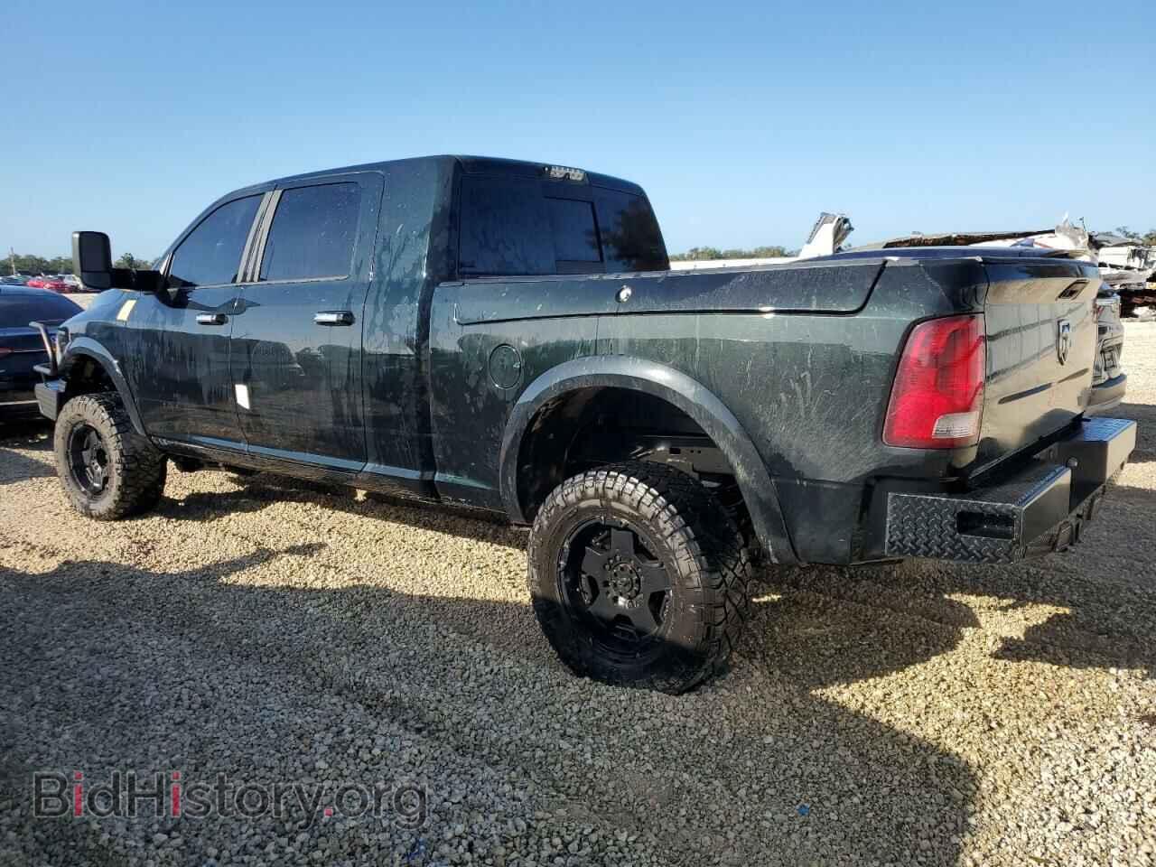 2017 RAM All Models - VIN: 3C6UR5ML6HG583620 - Фото 2