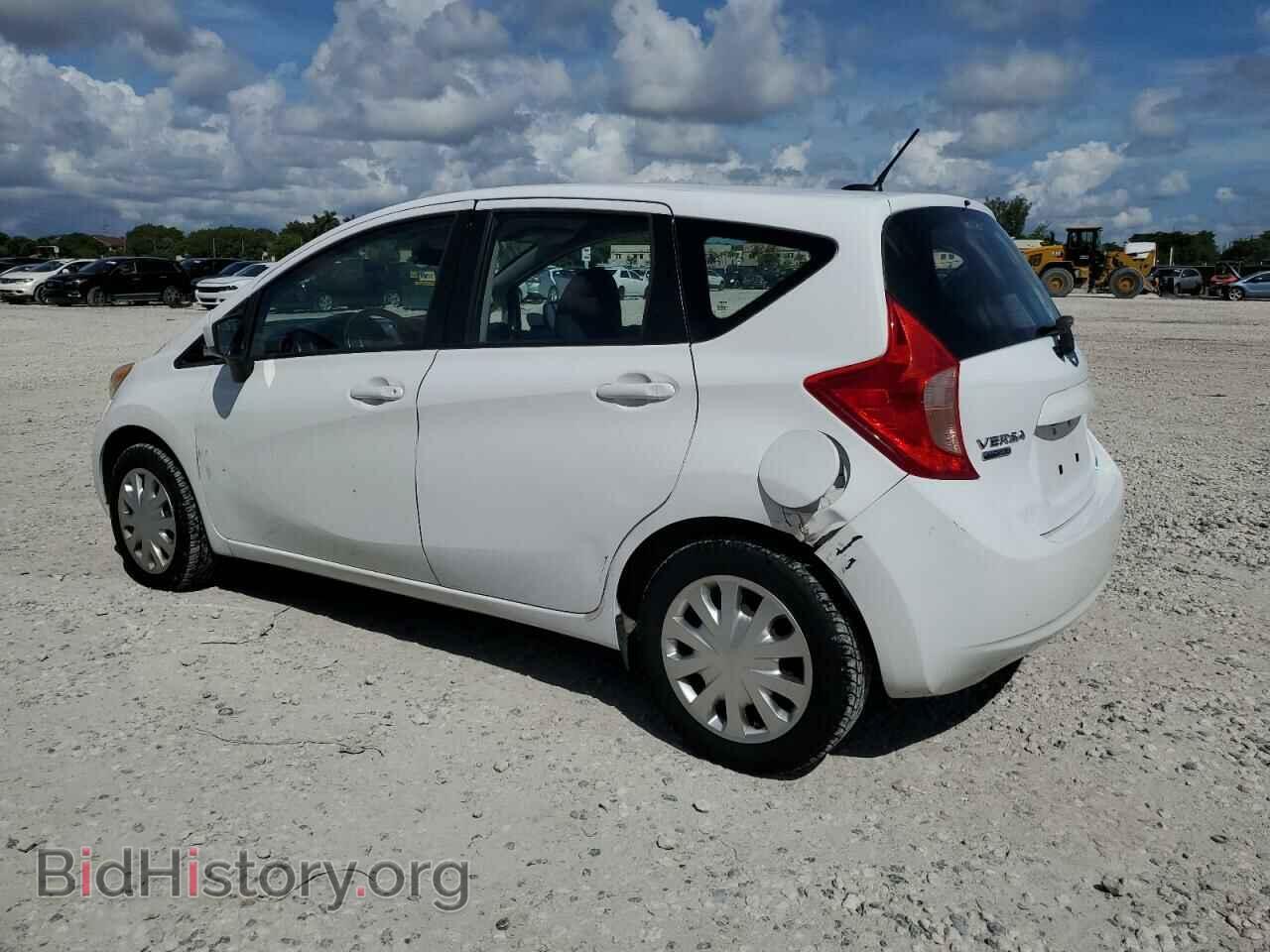 2016 NISSAN VERSA - VIN: 3N1CE2CP8GL356246 - Фото 2