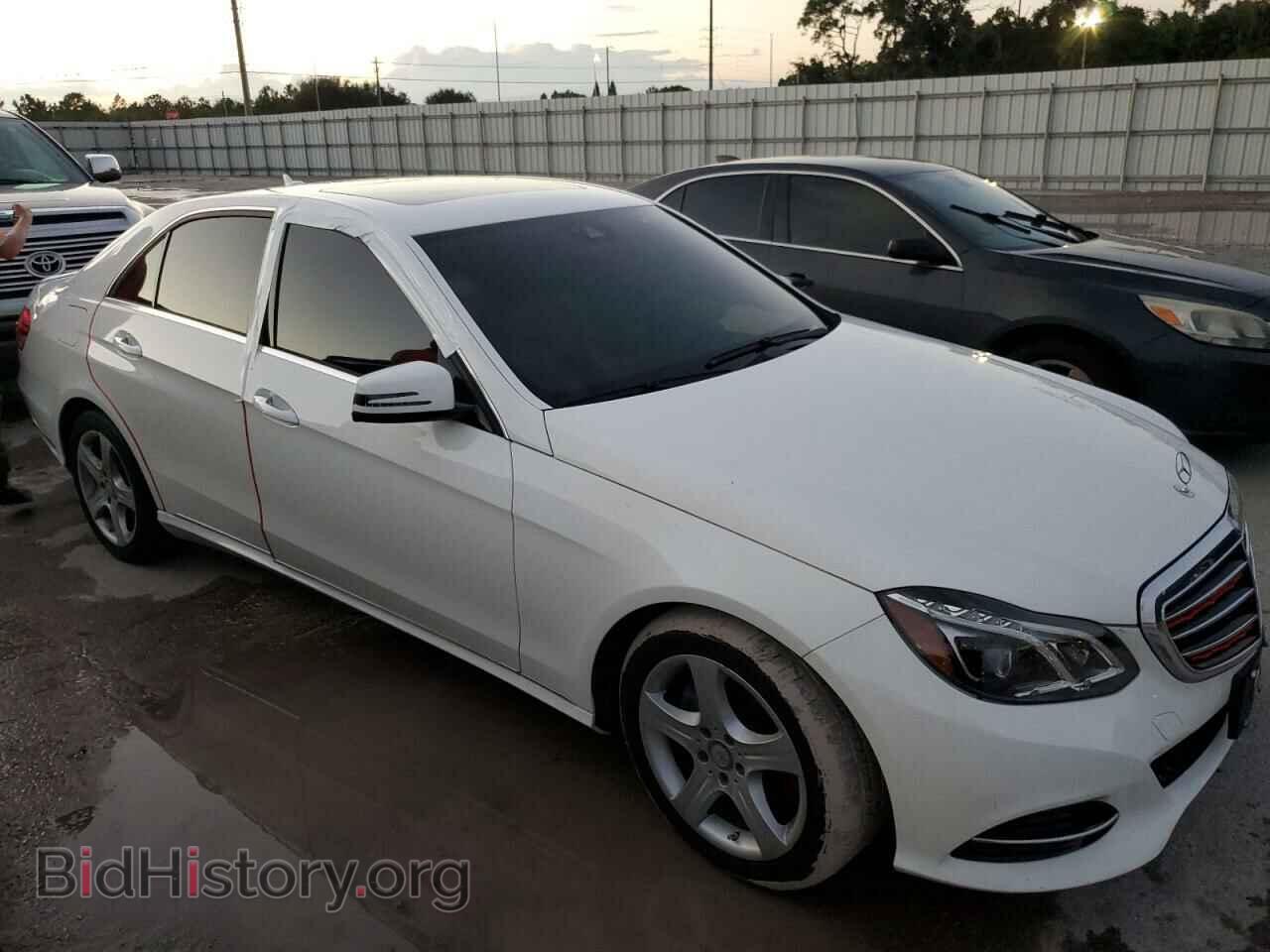2014 MERCEDES-BENZ E-CLASS - VIN: WDDHF5KB2EA841144 - Фото 4