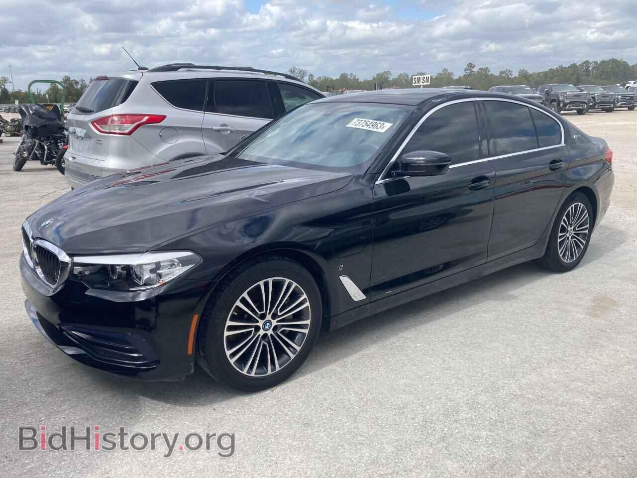 Photo WBAJB1C58KB375778 - BMW 5 SERIES 2019