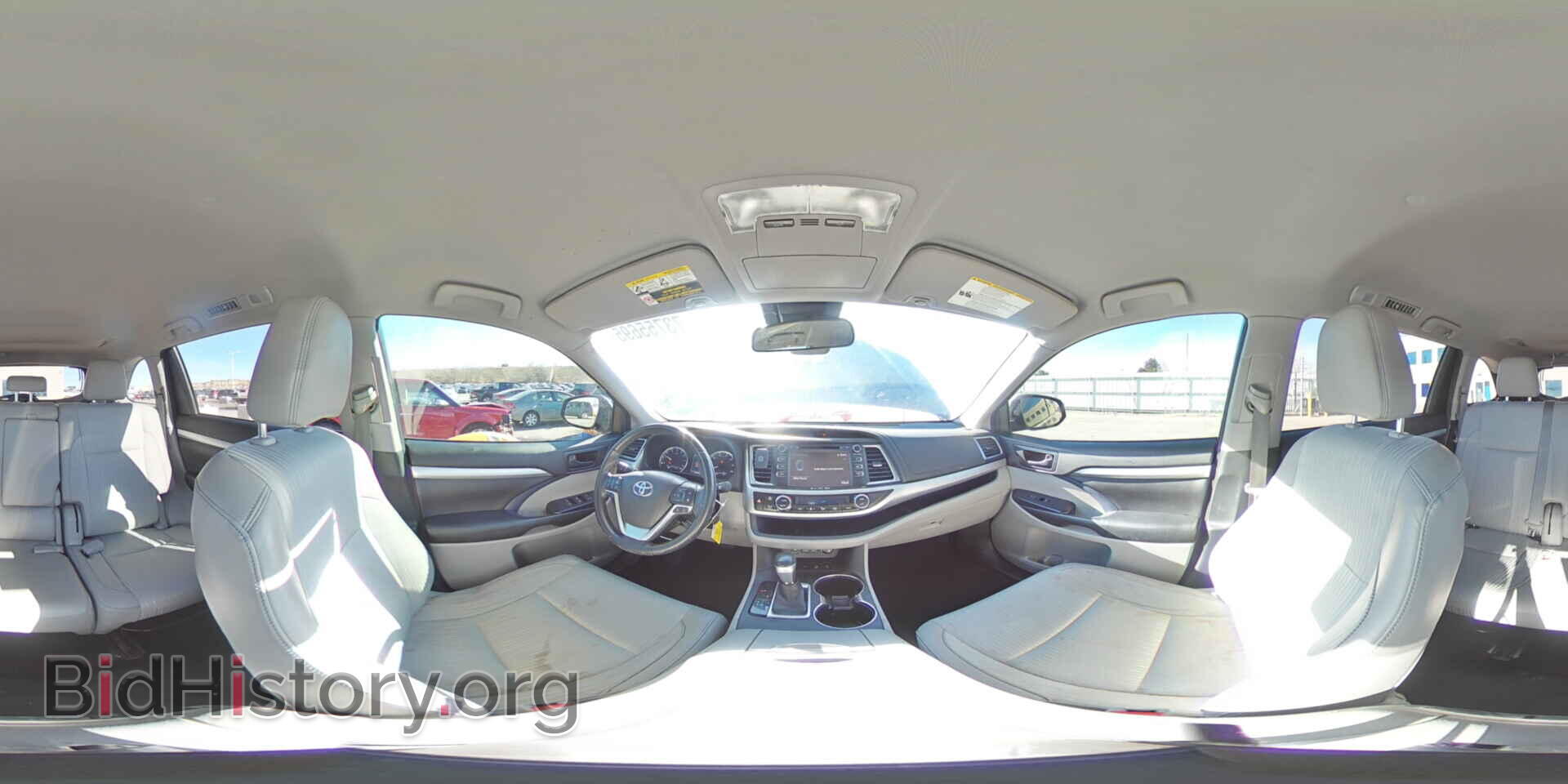 2017 TOYOTA HIGHLANDER - VIN: 5TDBZRFH6HS420144 - Фото 16