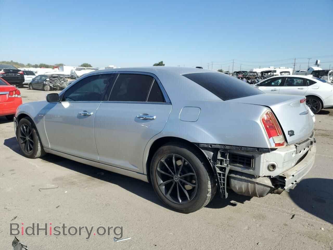 2012 CHRYSLER 300 - VIN: 2C3CCACG9CH242373 - Фото 2