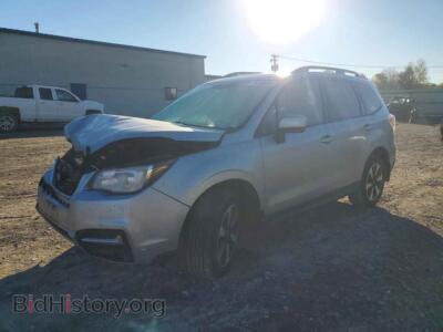 2017 Subaru FORESTER 2.5I Premium, серебристый — VIN JF2SJAEC4HH455785, Copart