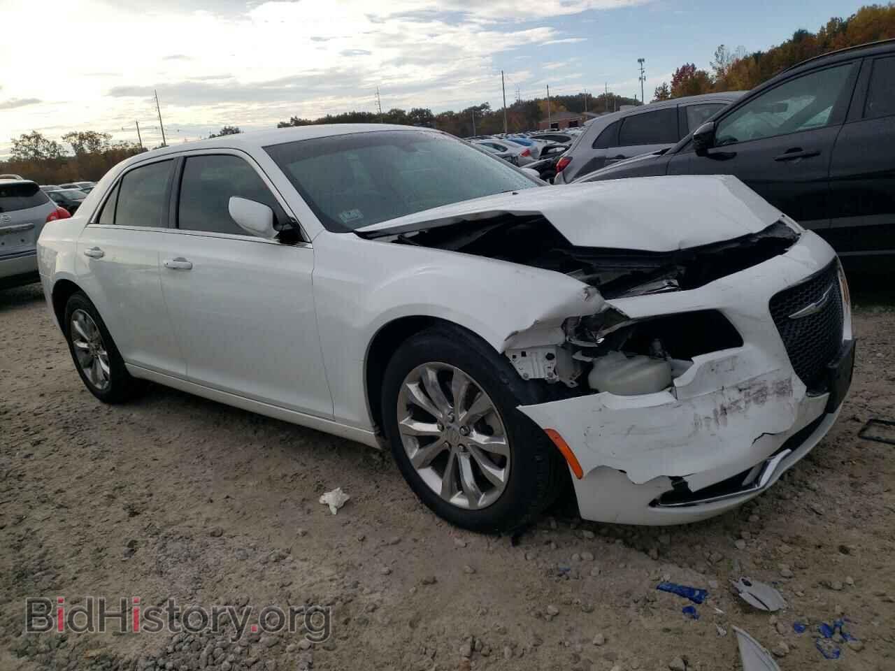 2015 CHRYSLER 300 - VIN: 2C3CCARG3FH760751 - Фото 4