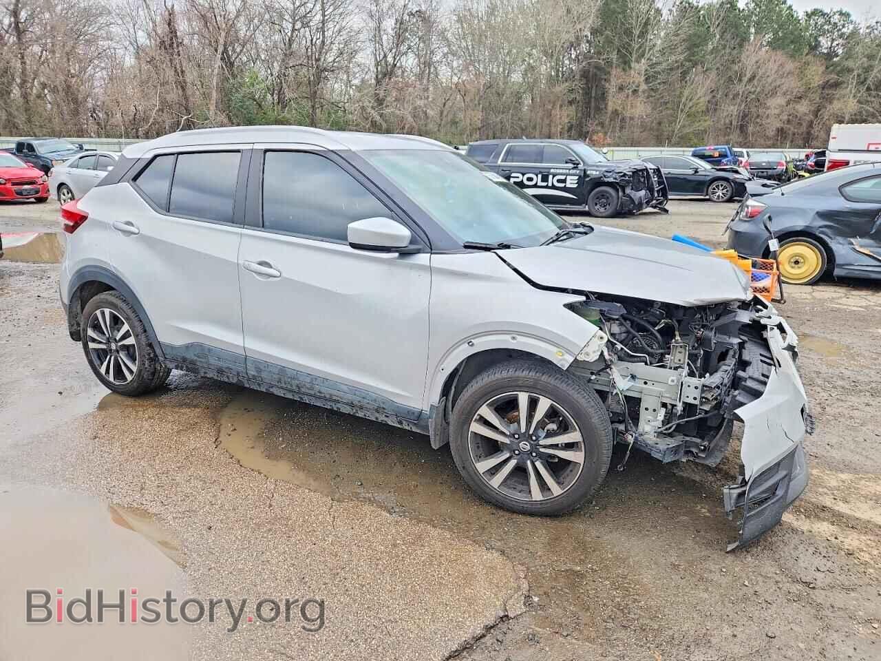 2020 NISSAN KICKS - VIN: 3N1CP5CV2LL552073 - Фото 4