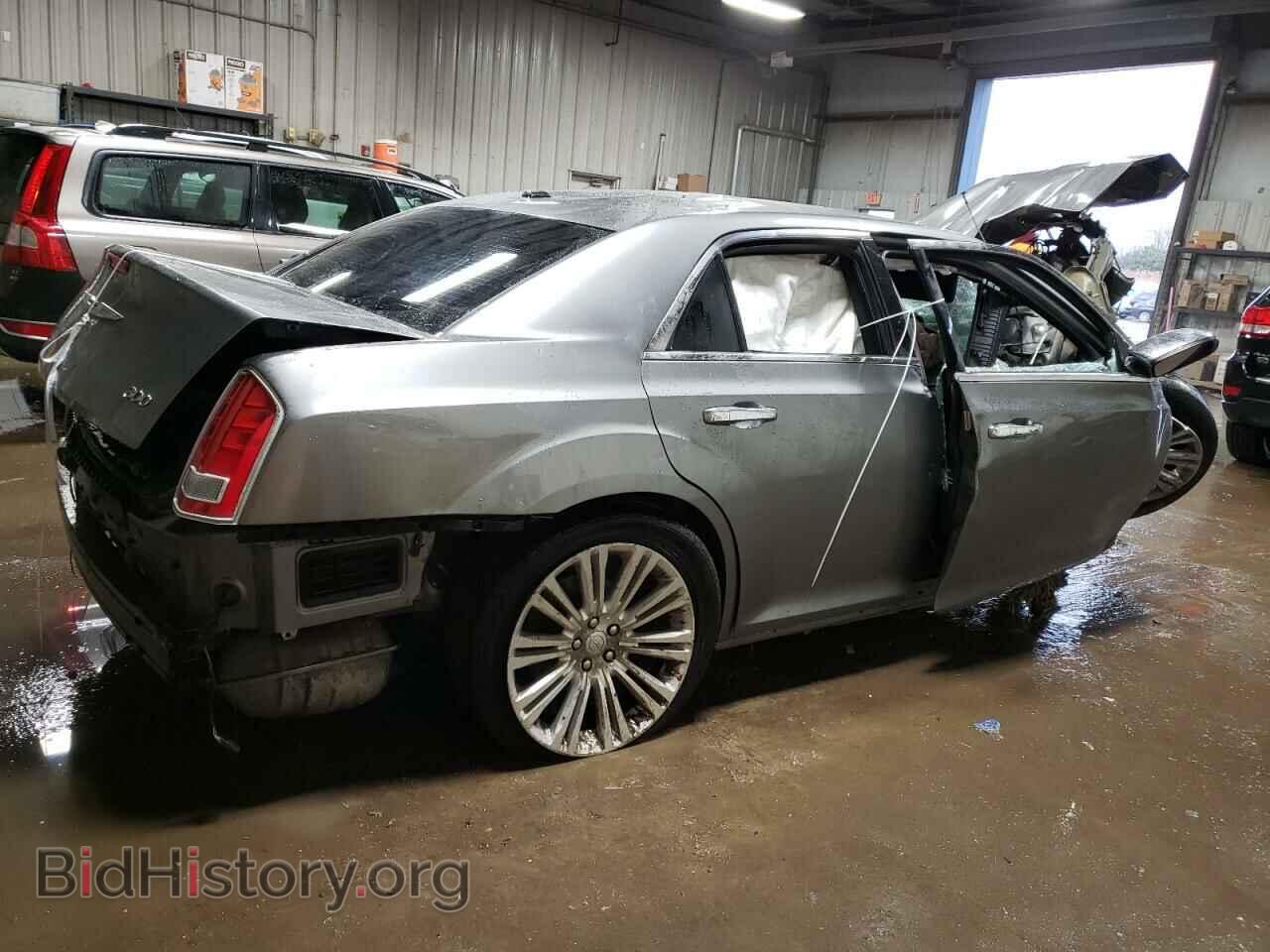 2011 CHRYSLER 300 - VIN: 2C3CA5CGXBH564709 - Фото 3