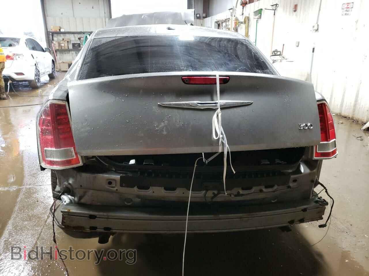 2011 CHRYSLER 300 - VIN: 2C3CA5CGXBH564709 - Фото 6