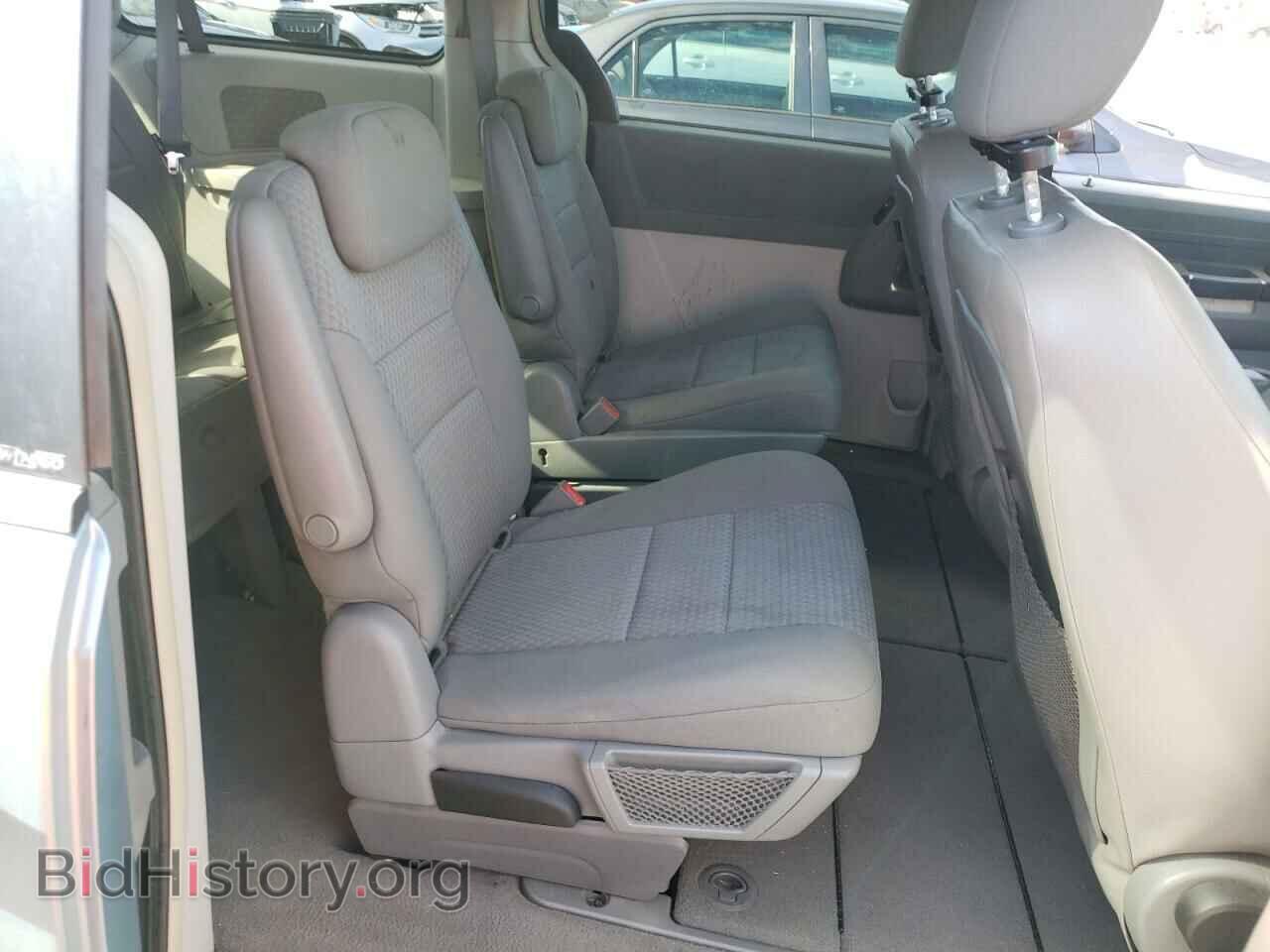 2009 CHRYSLER MINIVAN - VIN: 2A8HR44E09R655955 - Фото 11