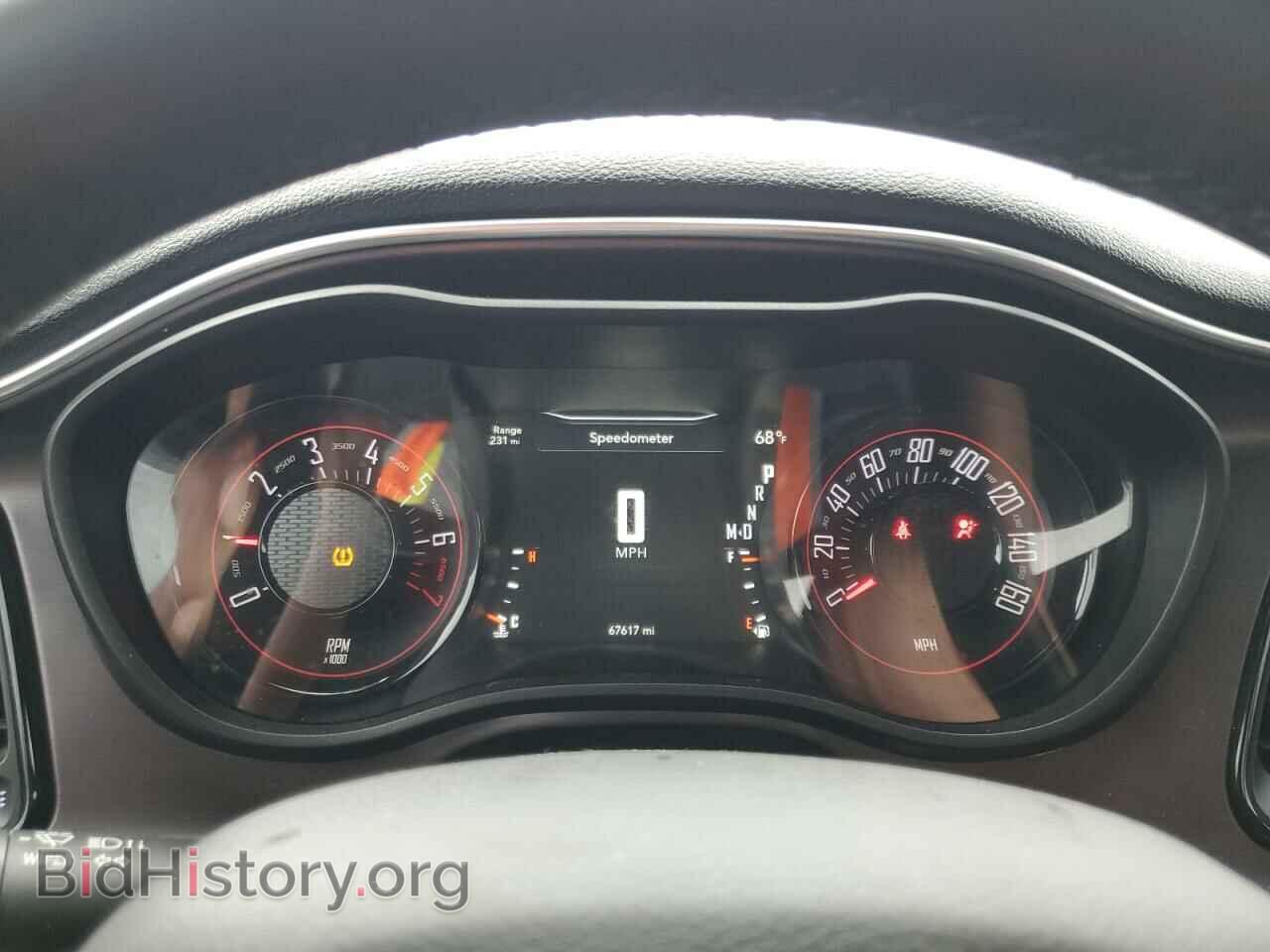 2016 DODGE CHALLENGER - VIN: 2C3CDZAGXGH256822 - Photo 9