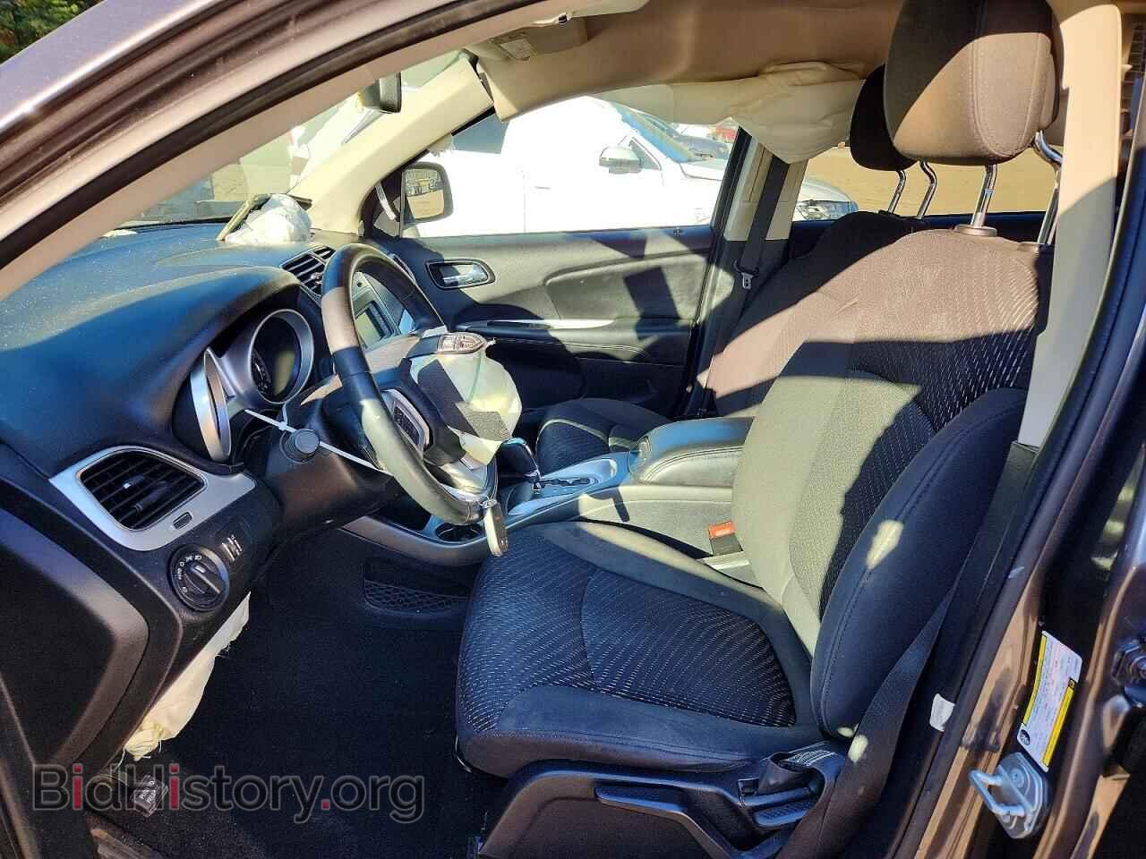 2018 Dodge JOURNEY (VIN 3C4PDCAB2JT520905) — photo 7 of 15