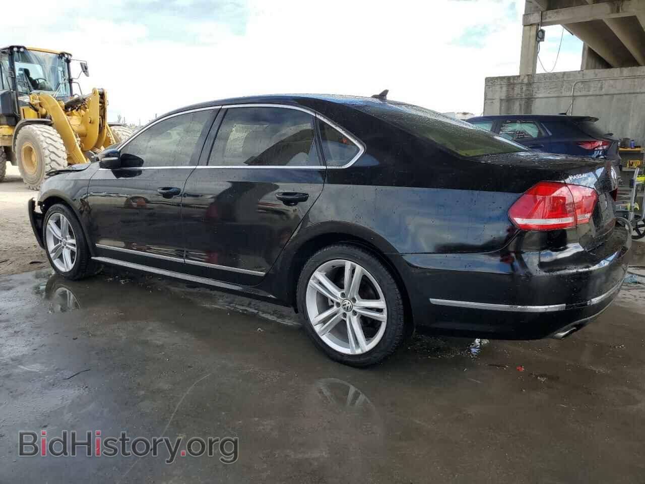 2015 VOLKSWAGEN PASSAT - VIN: 1VWBS7A30FC044136 - Фото 2