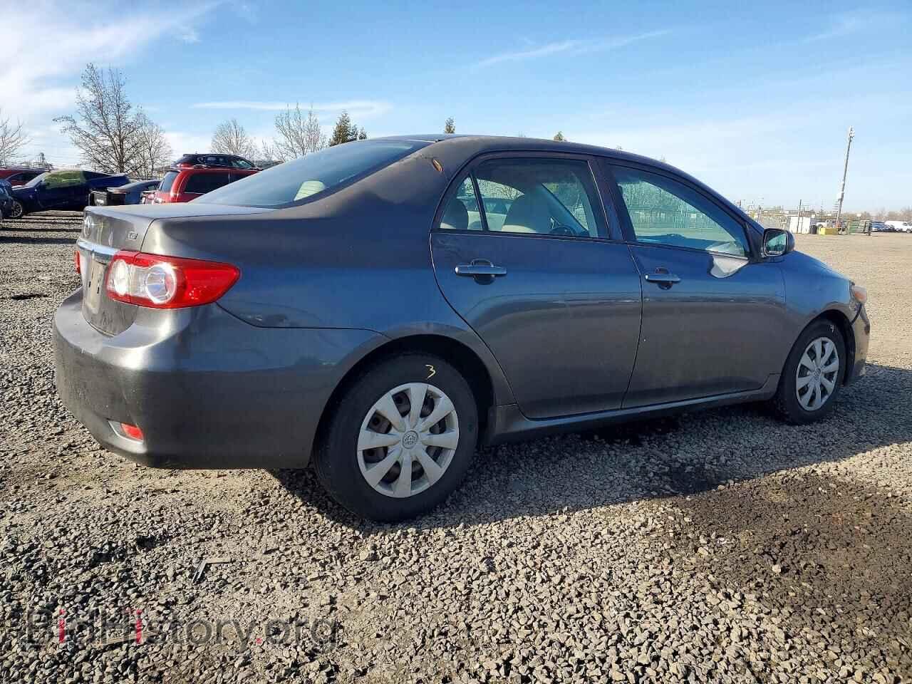 2011 TOYOTA COROLLA - VIN: JTDBU4EE7B9141283 - Фото 3