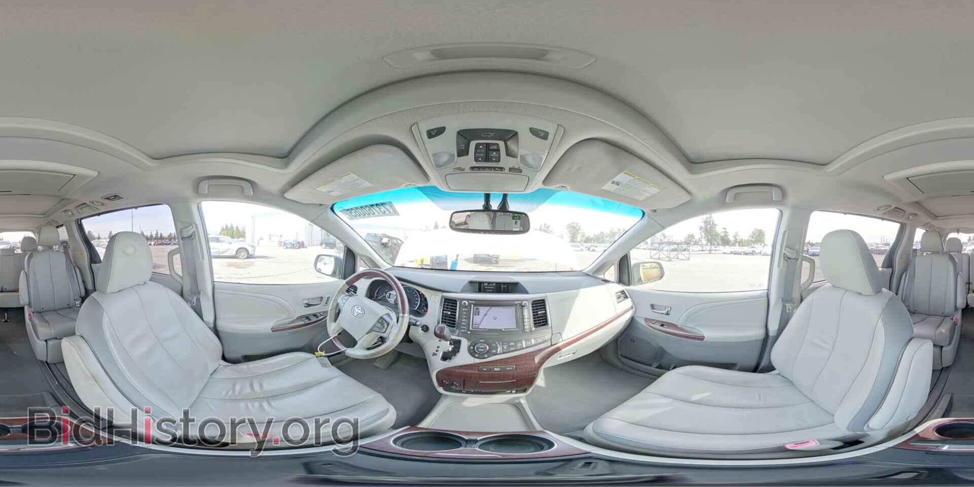 2011 TOYOTA All Models - VIN: 5TDYK3DC1BS054426 - Фото 15