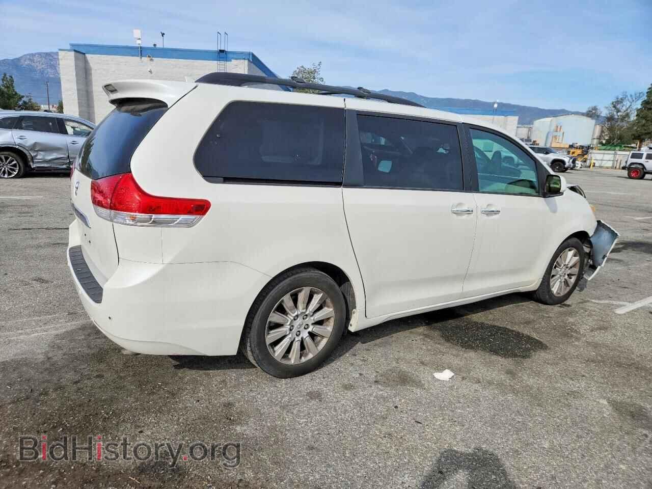 2011 TOYOTA All Models - VIN: 5TDYK3DC1BS054426 - Фото 3