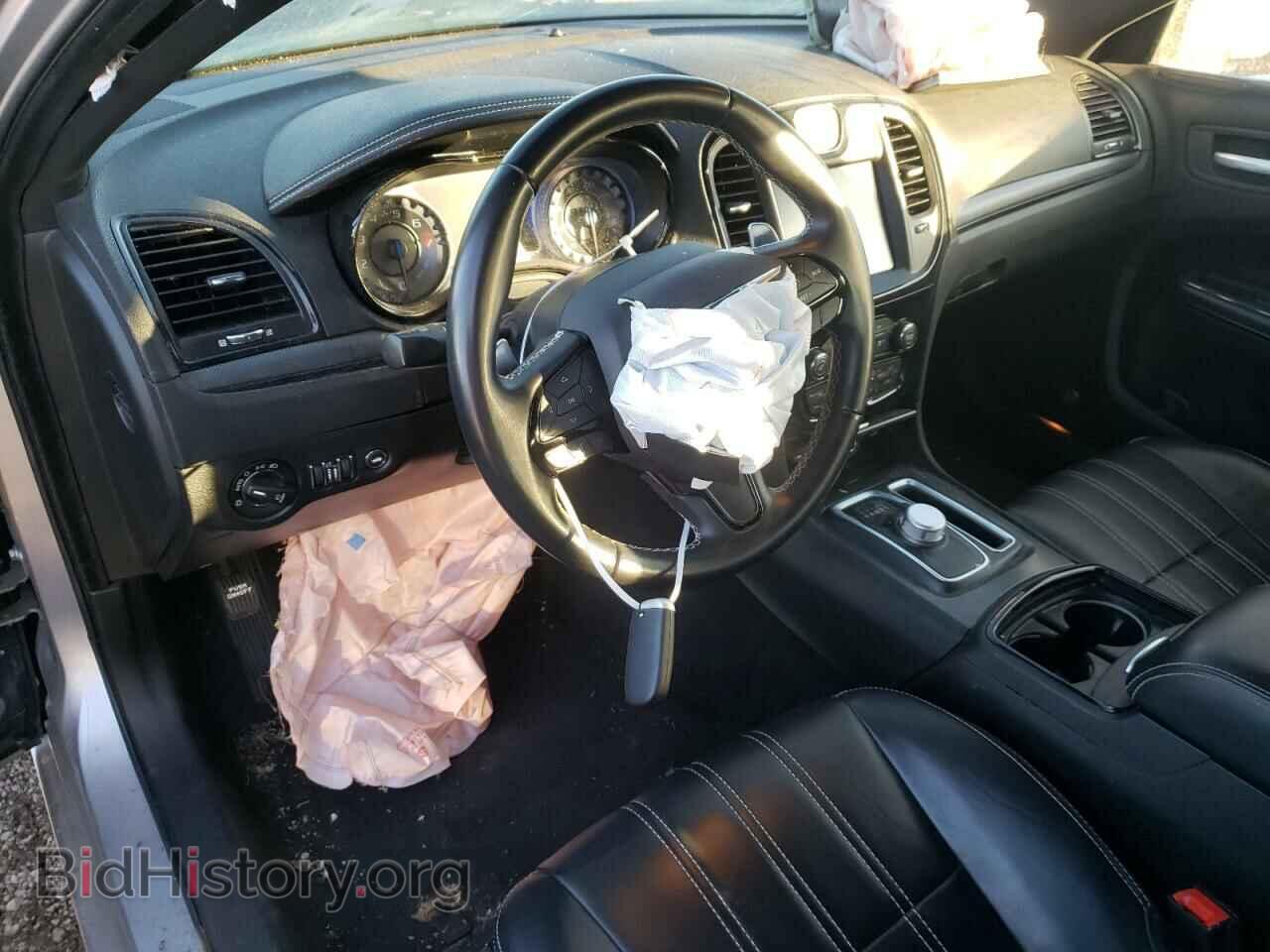 2016 CHRYSLER 300 - VIN: 2C3CCAGG5GH262071 - Фото 8