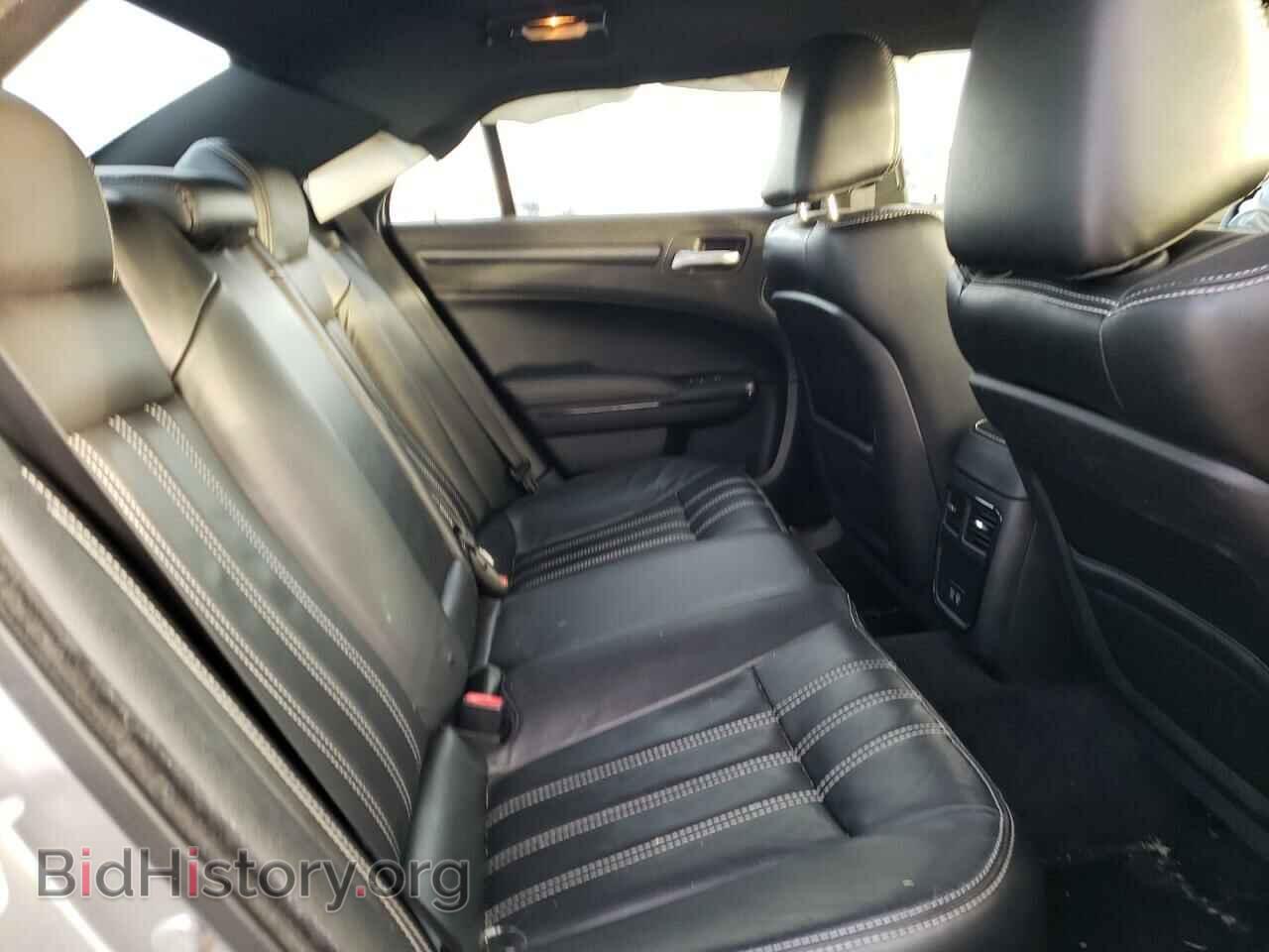 2016 CHRYSLER 300 - VIN: 2C3CCAGG5GH262071 - Фото 10