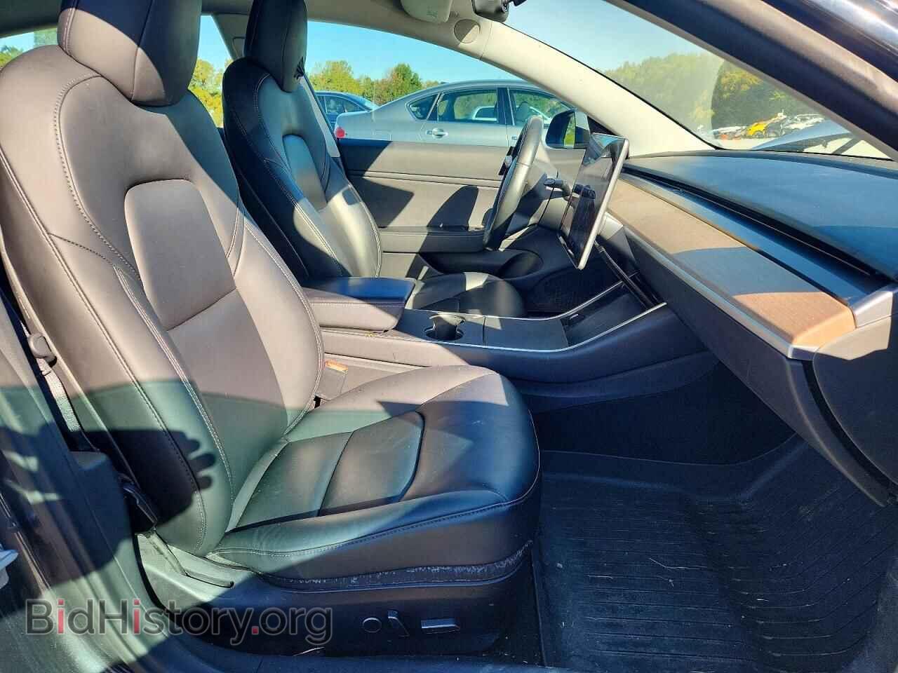 2018 Tesla MODEL 3 (VIN 5YJ3E1EB3JF145731) — photo 7 of 12