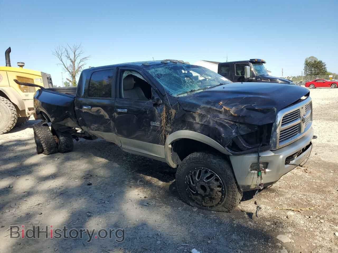 2011 DODGE All Models - VIN: 3D73Y4HL2BG561011 - Photo 4