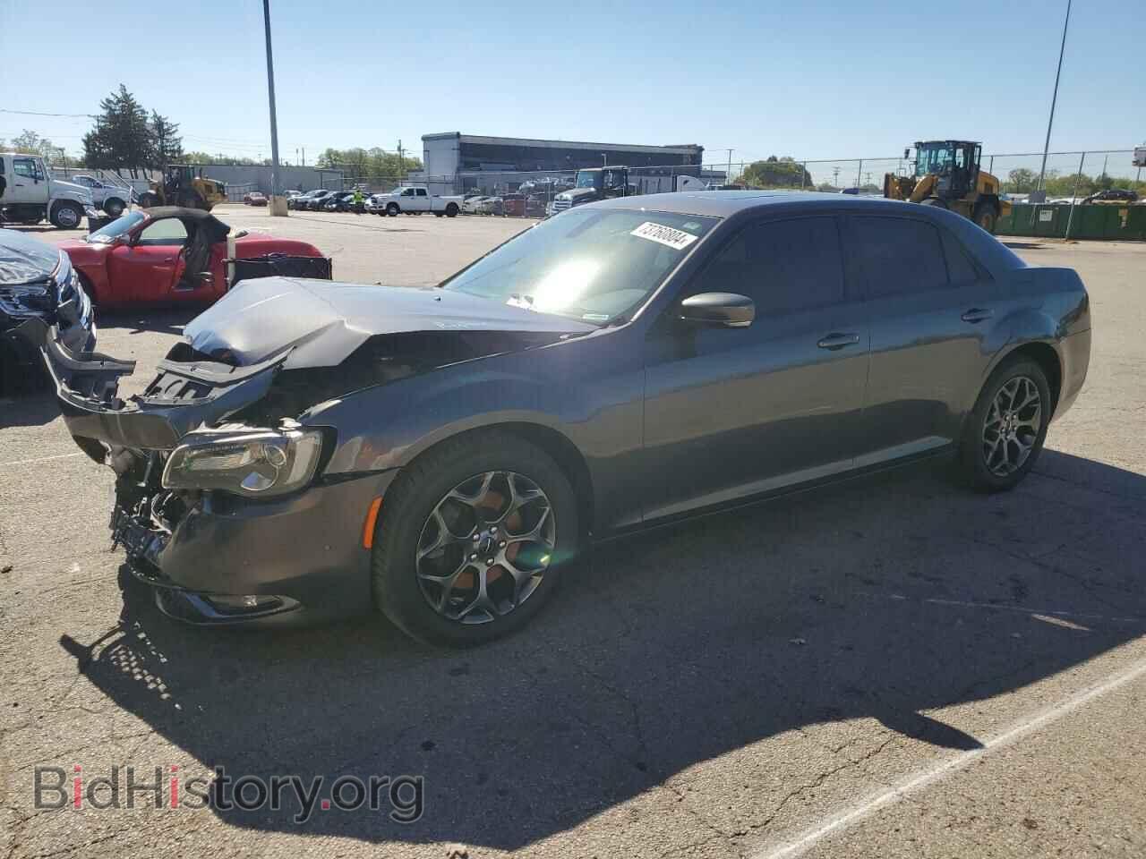 Фотография 2C3CCAGG7JH117895 - CHRYSLER 300 2018