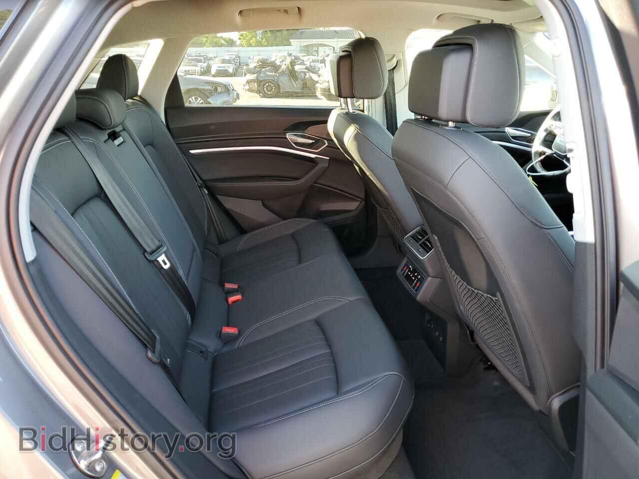 2021 AUDI E-TRON - VIN: WA1AAAGEXMB021192 - Фото 11