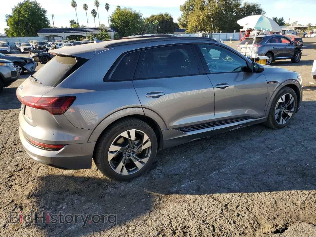 2021 AUDI E-TRON - VIN: WA1AAAGEXMB021192 - Фото 3