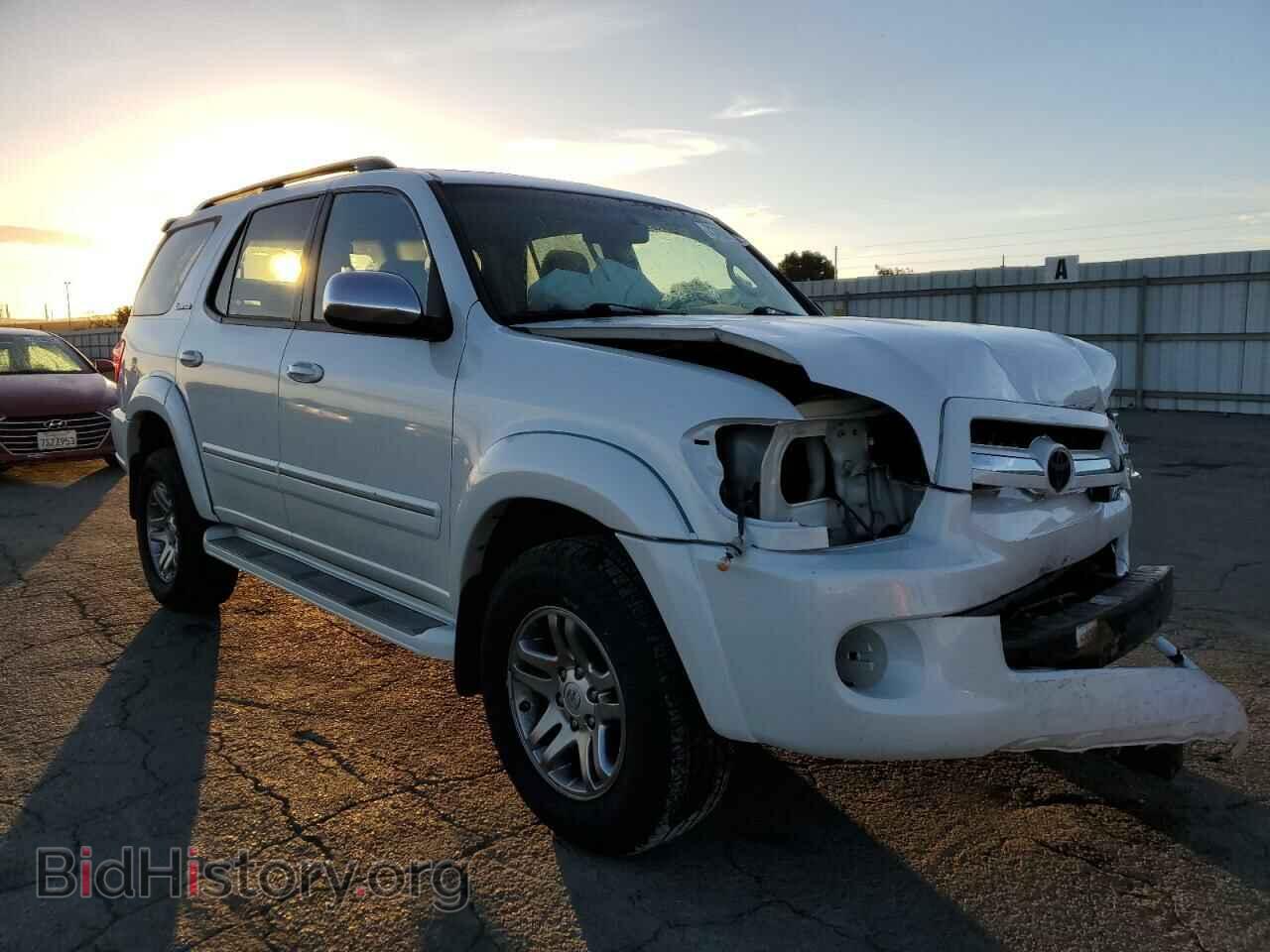 2007 TOYOTA SEQUOIA - VIN: 5TDBT48A07S286444 - Фото 4