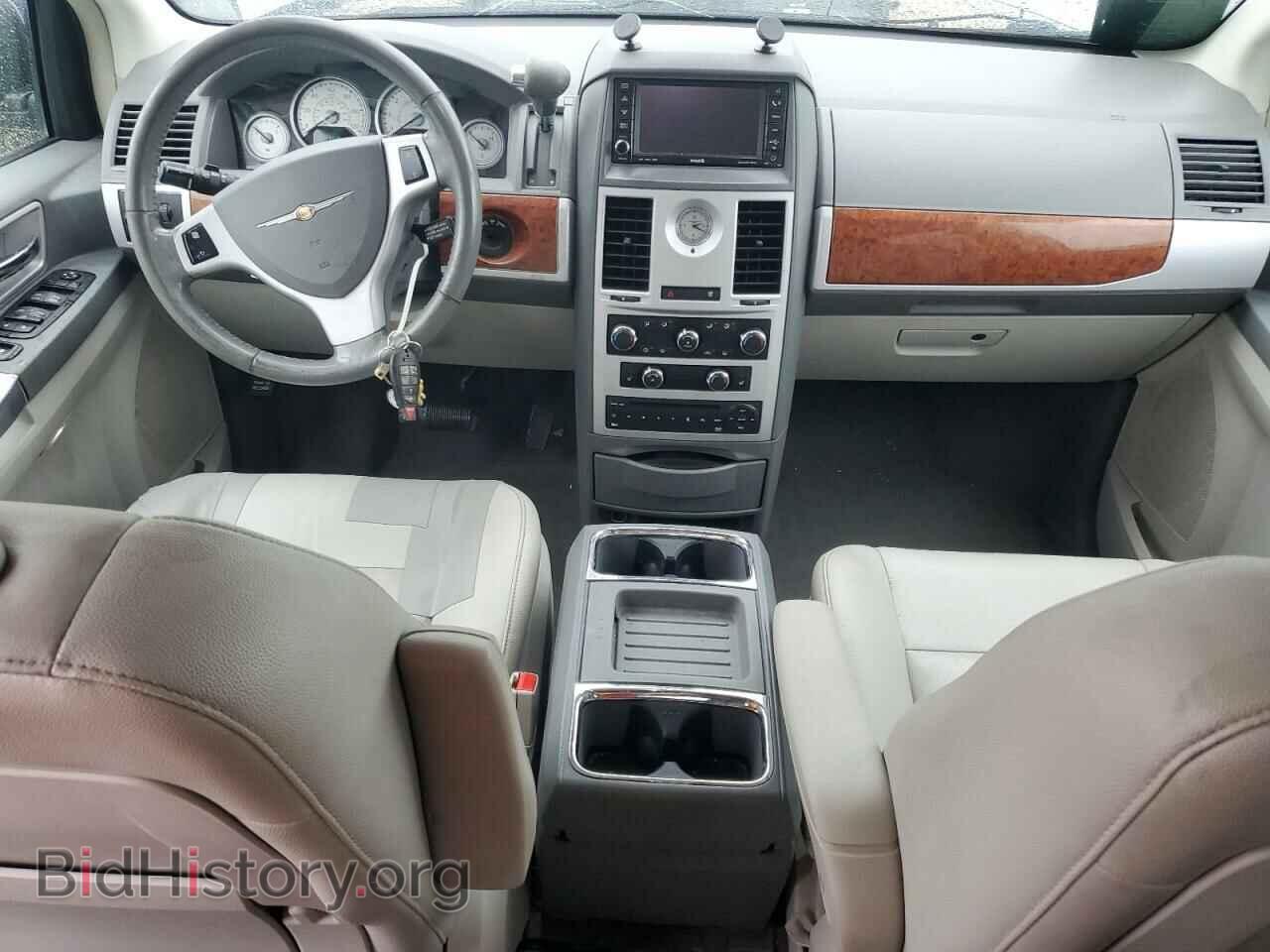 2008 CHRYSLER MINIVAN - VIN: 2A8HR54PX8R788471 - Фото 8