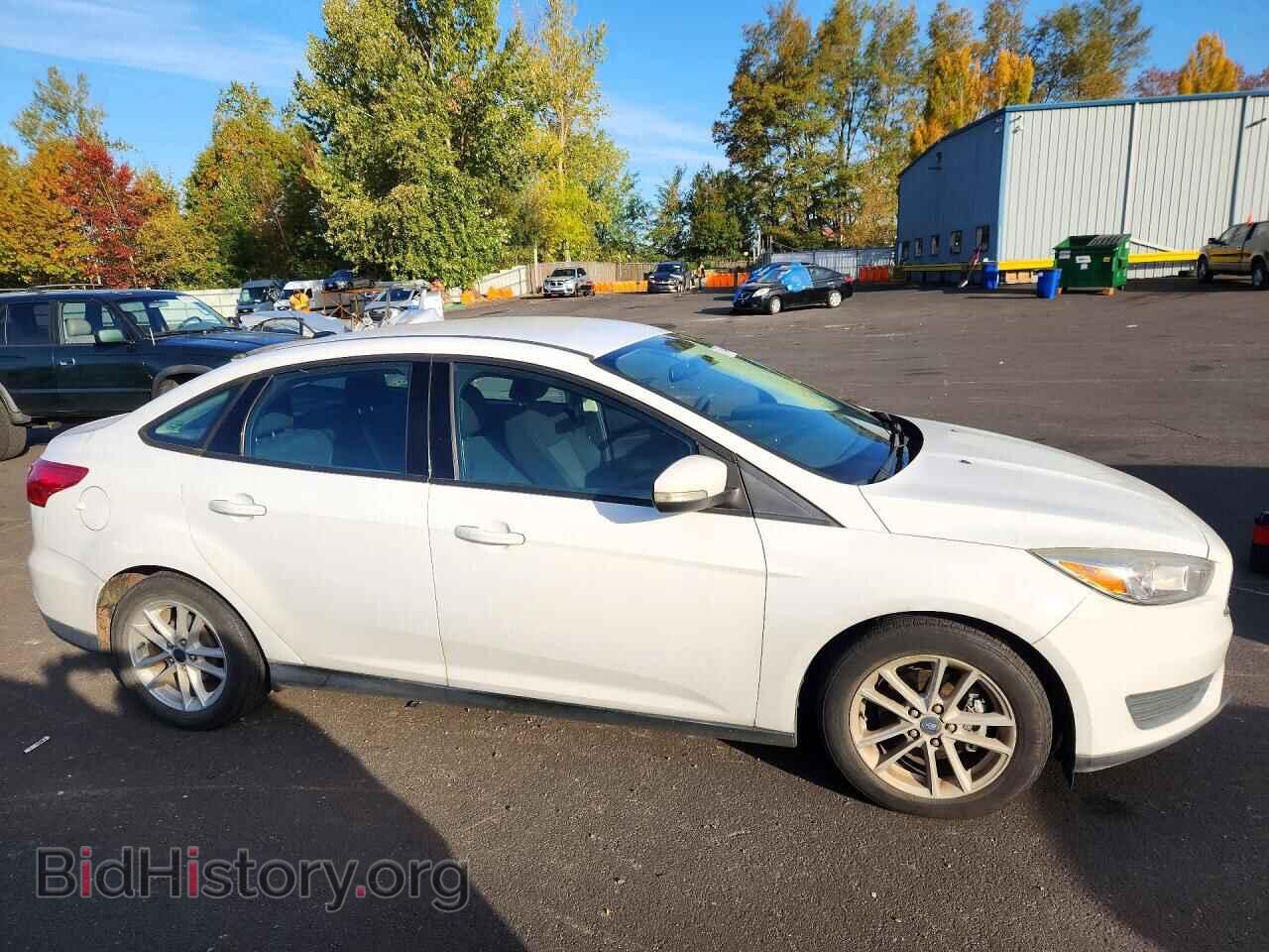 2017 FORD FOCUS - VIN: 1FADP3F24HL308750 - Photo 4