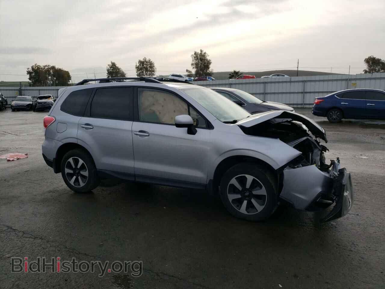 2017 SUBARU FORESTER - VIN: JF2SJAEC7HH449513 - Фото 4