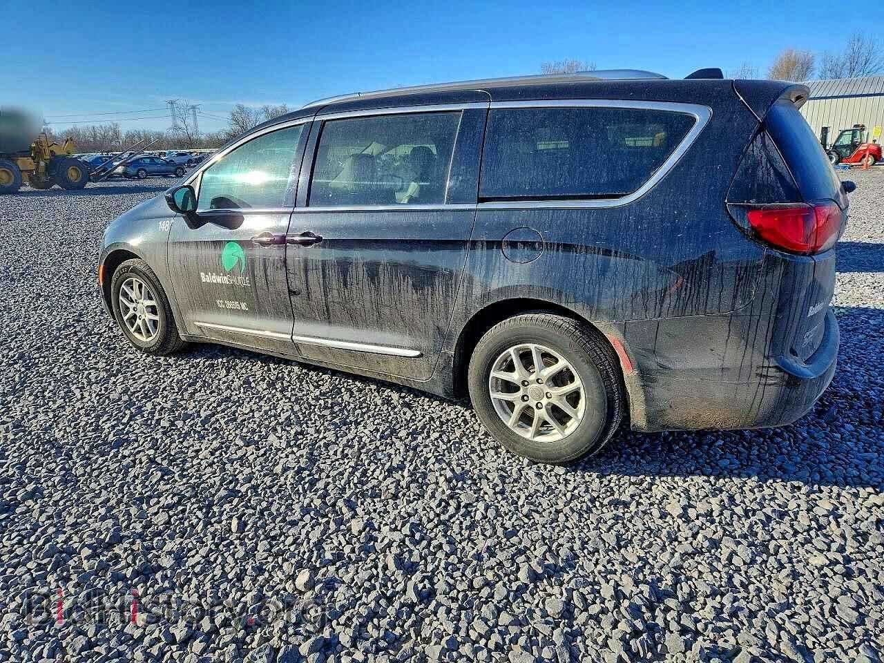 2020 CHRYSLER PACIFICA - VIN: 2C4RC1BG3LR134607 - Photo 2