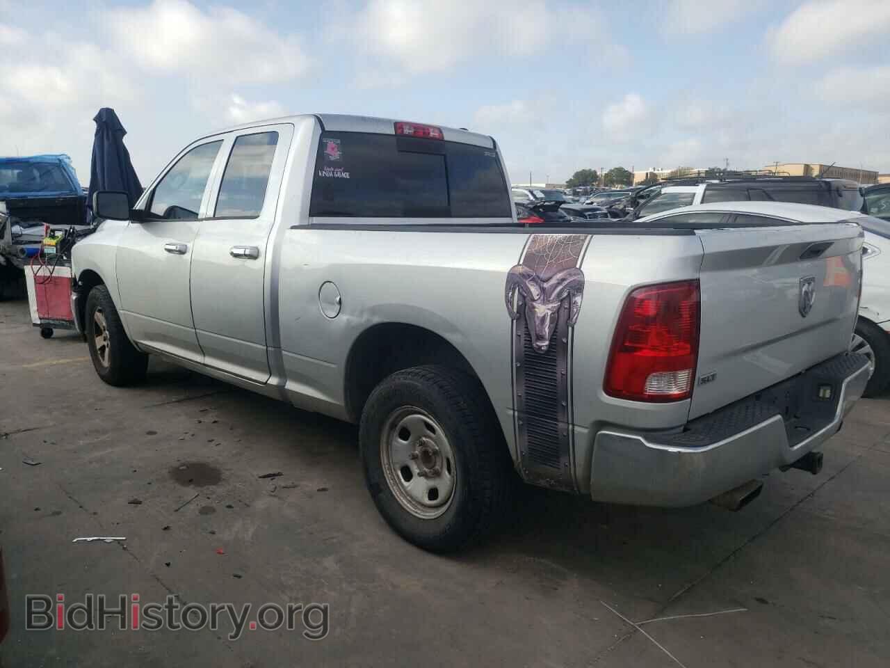 2009 DODGE All Models - VIN: 1D3HB18P99S802205 - Фото 2