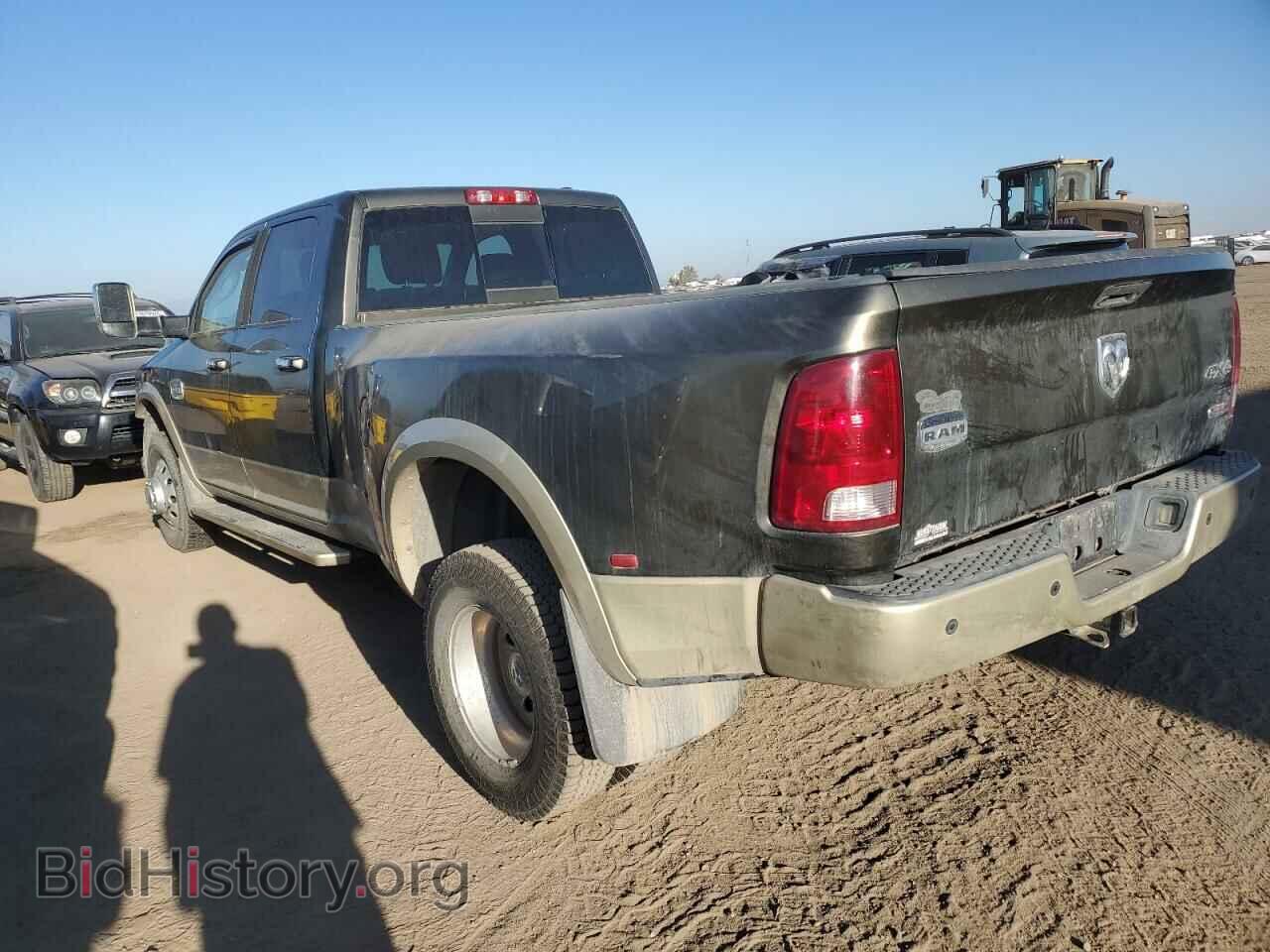 2011 DODGE All Models - VIN: 3D73Y4CL7BG626815 - Photo 2